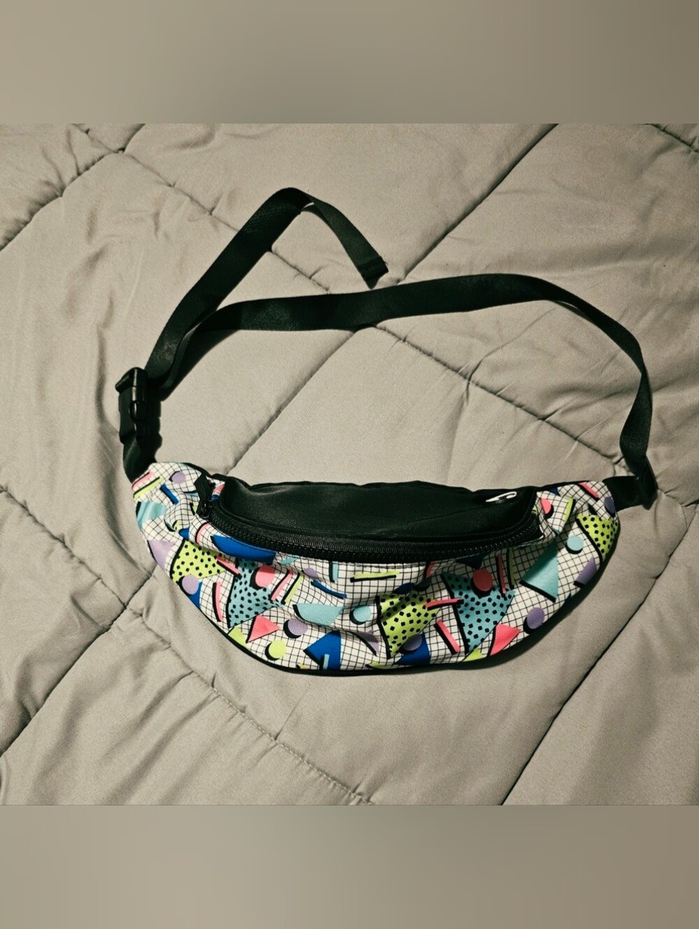 Retro Style Throwback 80s/90s Patterned Casual Waist Pack Fanny Pack
